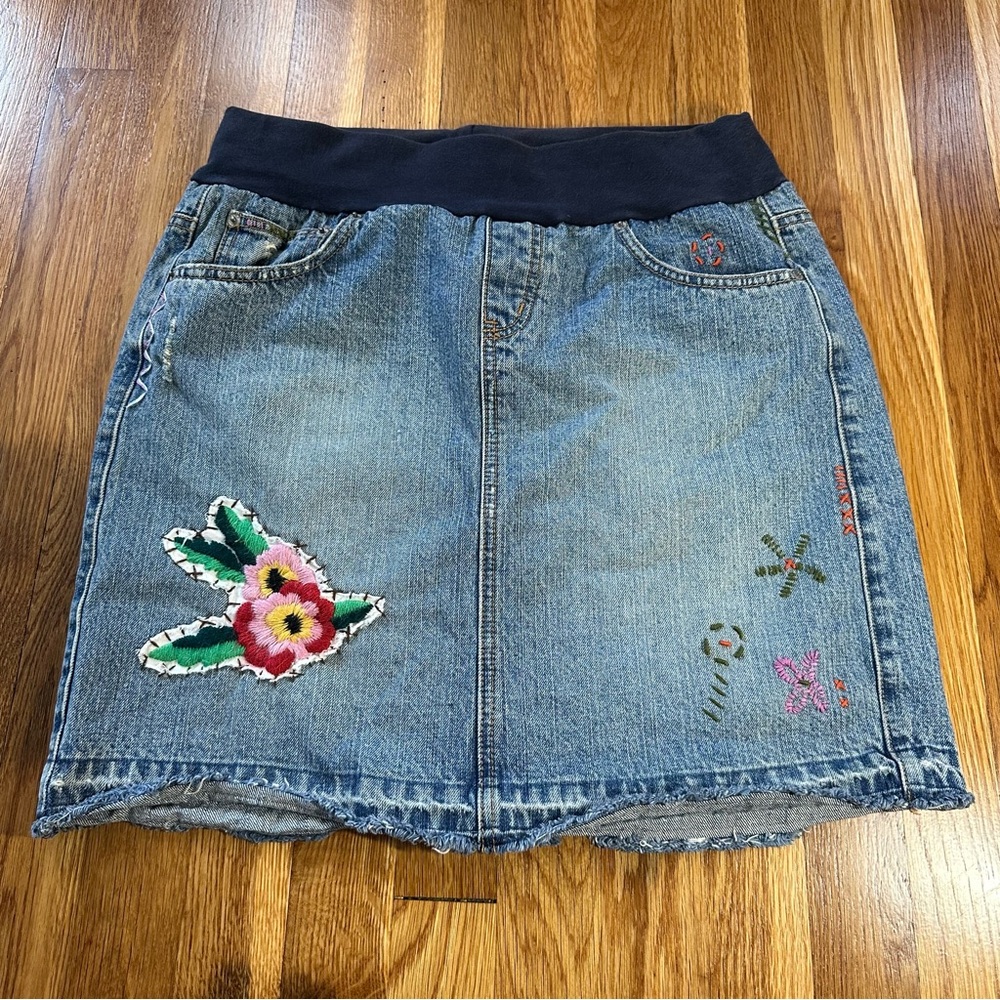American Star Women's Small Denim Mini Skirt Embroidered Floral Patch A-Line